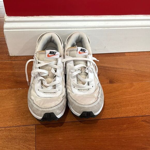 Nike Men’s Waffle Debut sneakers size 9.5 - Picture 1 of 8